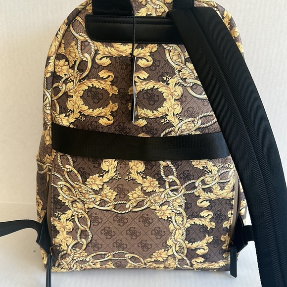 New GUESS Backpack - Picture 5 of 14